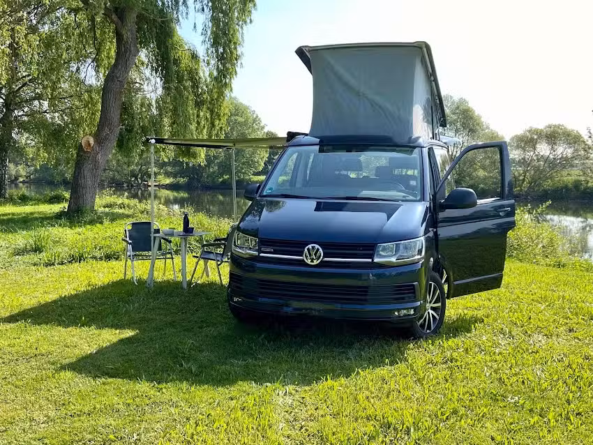 Bus Nomaden &ndash; Vermietung von CamperVans