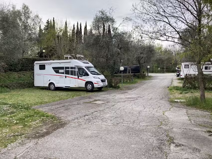 Campercrew Wohnmobilvermietung