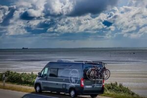 Hannes Camper Berlin &ndash; Verwaltungssitz &ndash; Wohnmobil mieten in Berlin