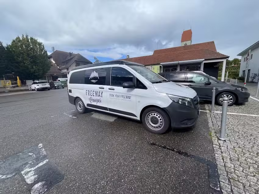 Lisa Automobile GmbH Camper Mietstation Hamburg-Mitte