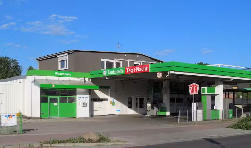 RAISA On GmbH || 24h &ndash; Tankstelle Hemmoor-Basbeck