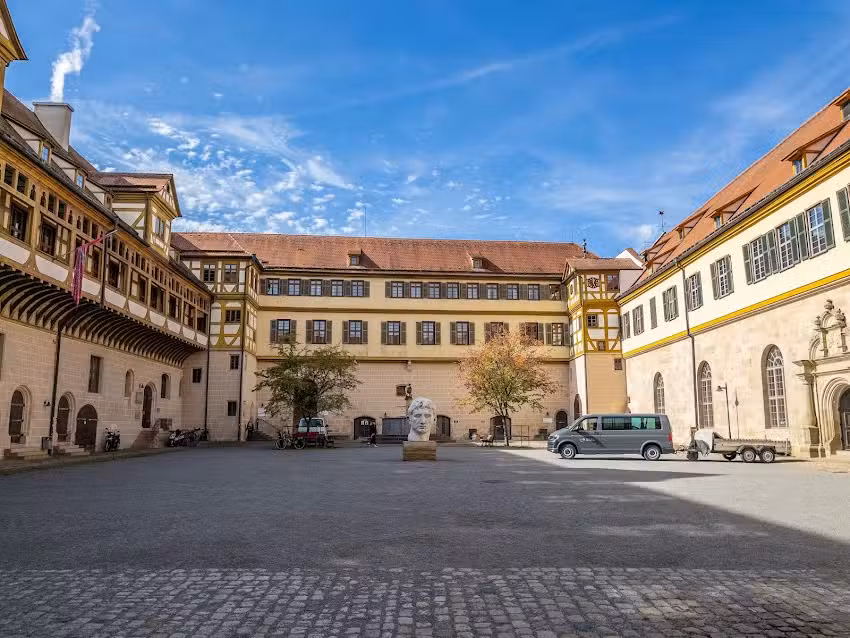 Schlo&szlig; Hohent&uuml;bingen
