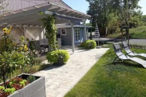 Wohnmobil und Wohnwagenstellplatz Heuhölzle