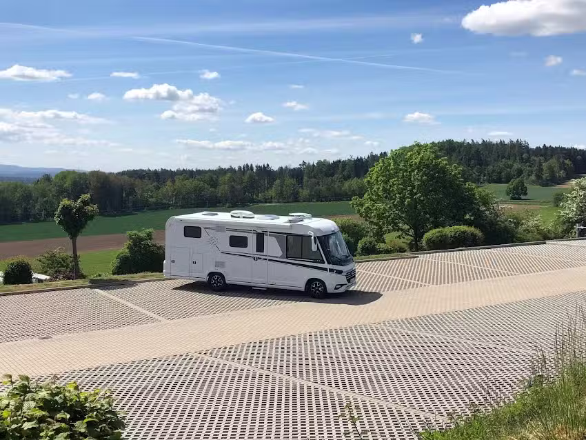 Wohnmobilvermietung JESCHKE MOBILE GMBH in Dachau Karlsfeld und M&uuml;nchen