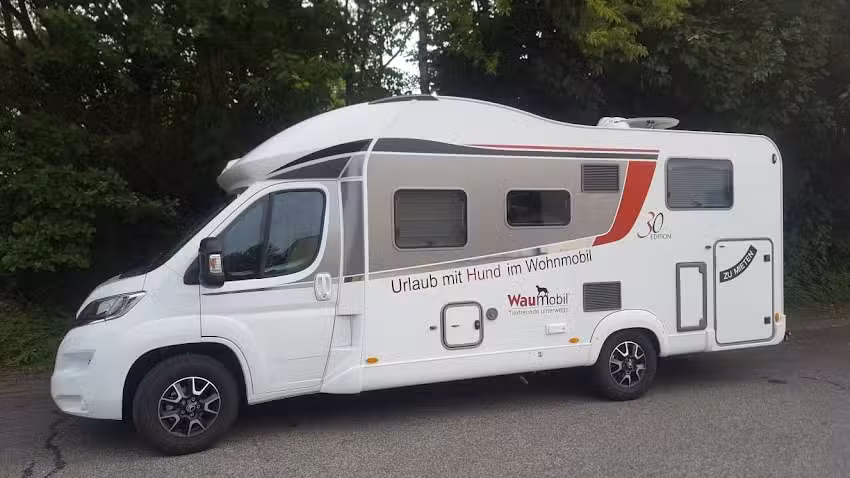 Wohnmobilvermietung mit Hund Waumobil Heinrichs Gangelt