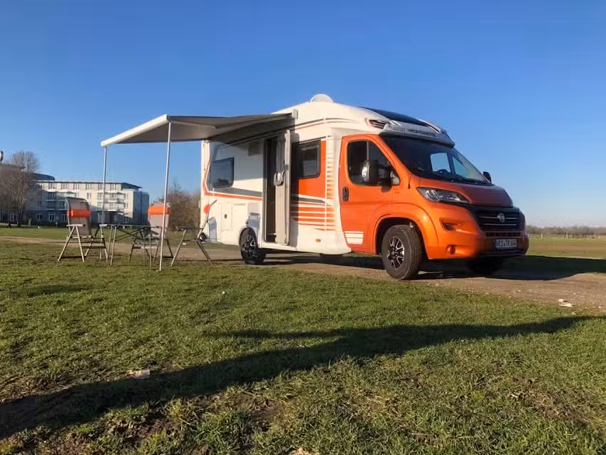 Wohnmobilvermietung Roenz