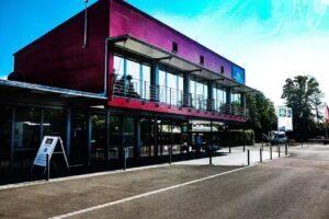 WWR Caravan & Travel